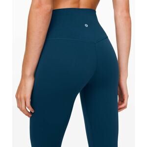 Lululemon Align Crop 21" Size 6 EUC